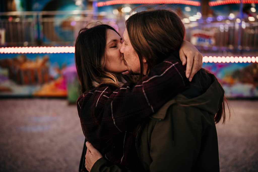 Photographe Lille baiser de couple 