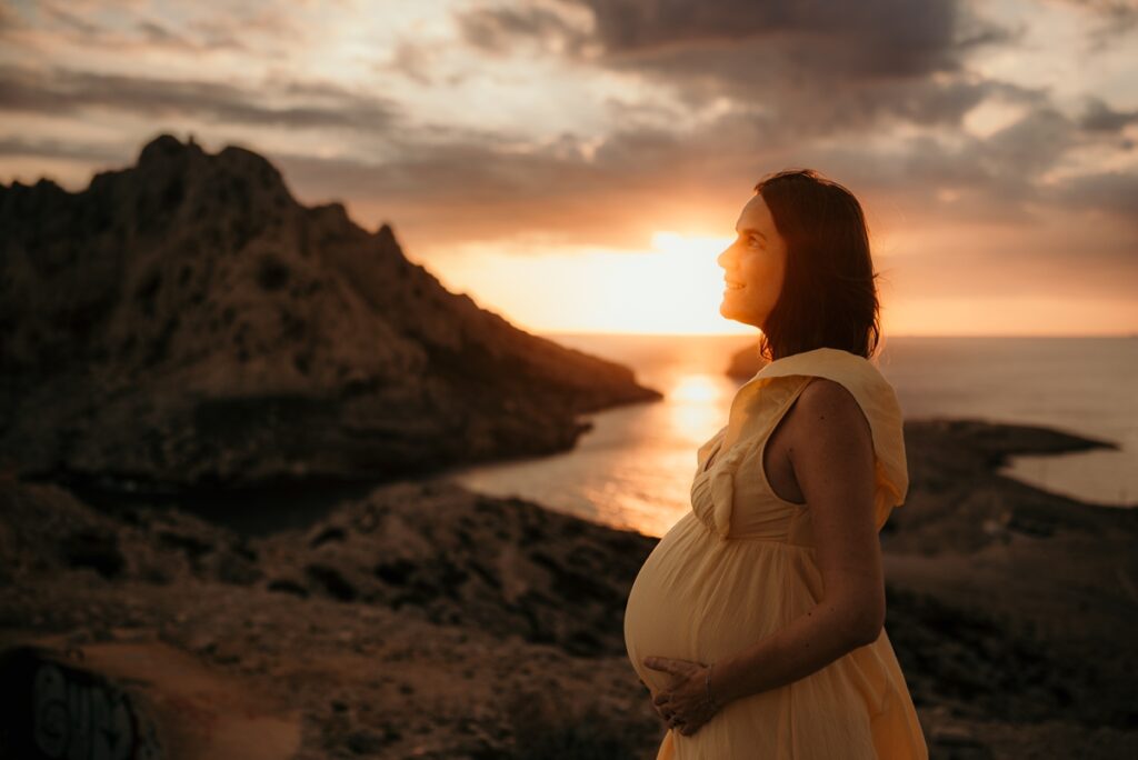 Séance photo grossesse à Aix en Provence photographe professionnel