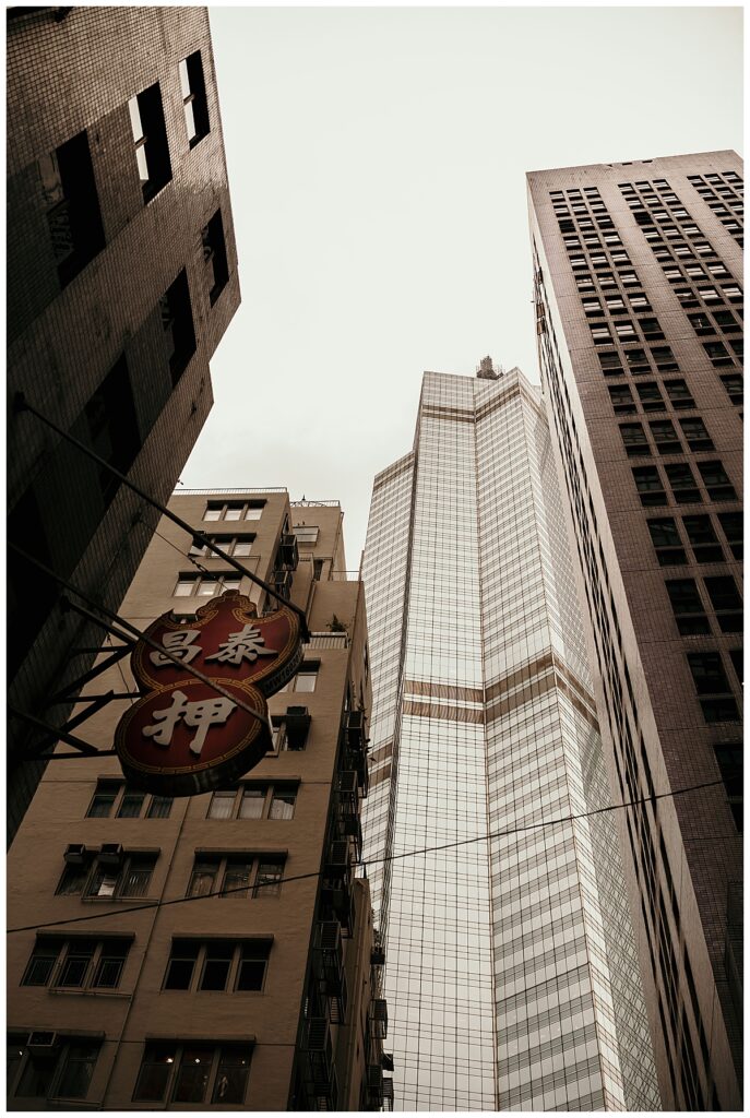 Que faire lors d’une escale à Hong Kong ?  immeuble